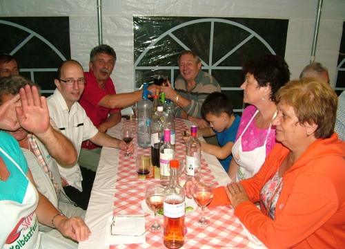 Évadzáró a klubban